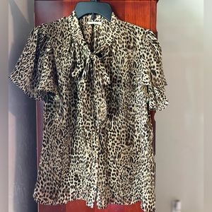 Sheer leopard flowy short sleeve shirt